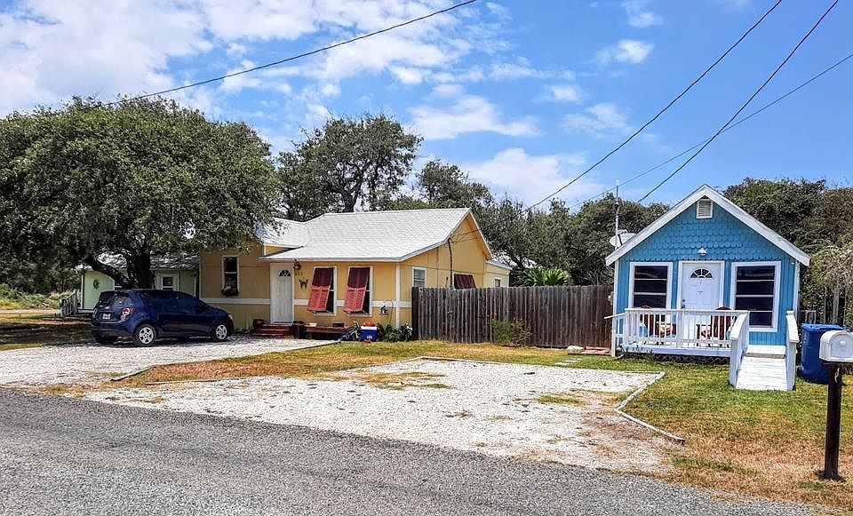 1st image of 402 E Nopal St