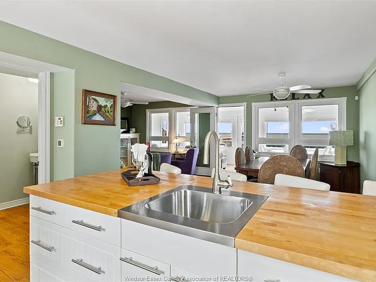 689 Ross Beach Rd — Photo 7