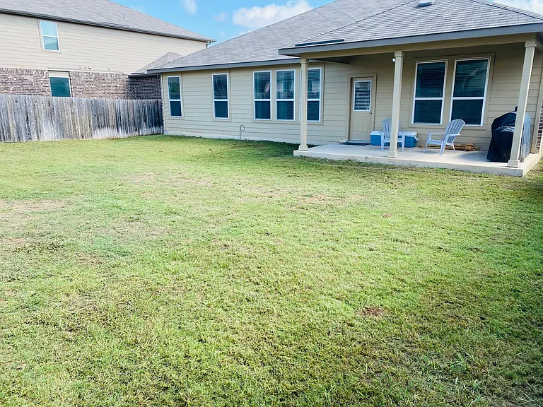 13546 Meredith Cv — Photo 23