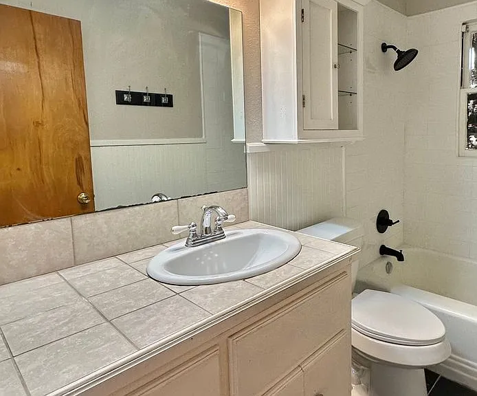 1521 Kenwood Dr — Photo 9