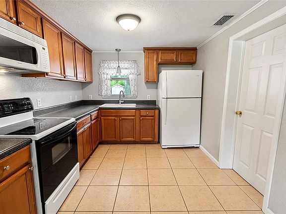4th image of 621 WILDER ROAD