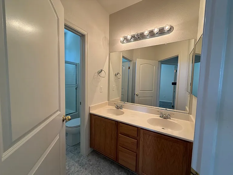 3904 Crescendo Ln — Photo 37
