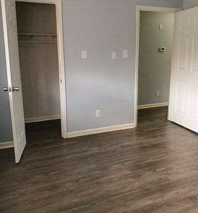 3rd image of 8121 Neville Ave