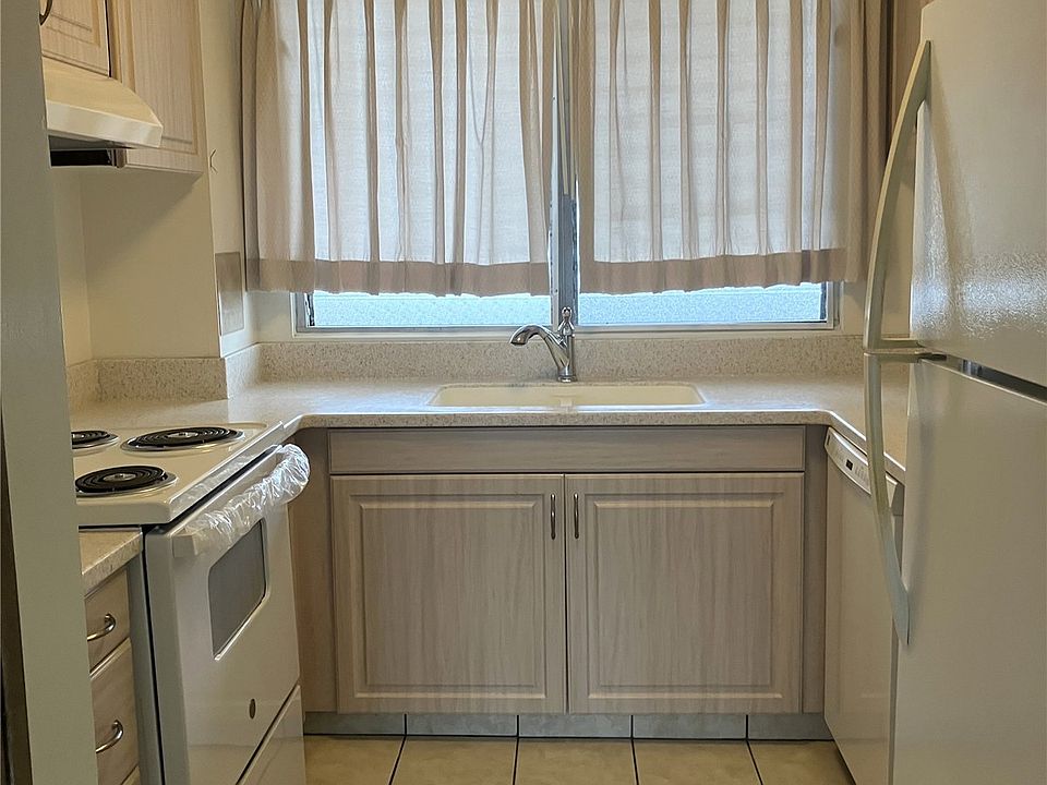1st image of 1212 Punahou St APT 2903