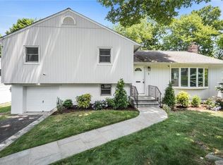 3 Hemlock Rd, Hartsdale, NY 10530