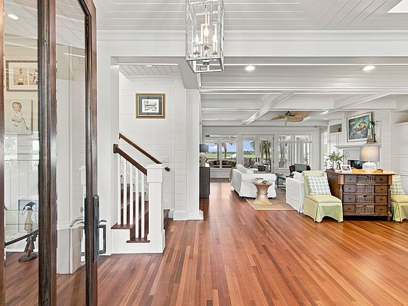 5th image of 309 Palm Blvd