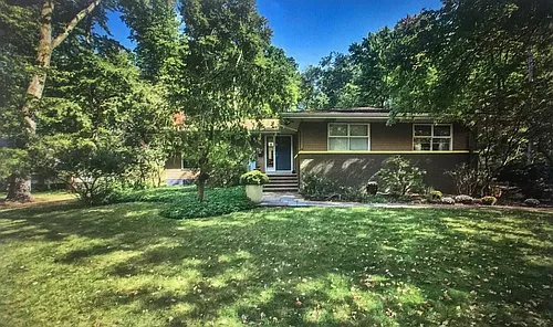 363 Valley Rd Photo 1