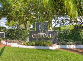 5322 Avenal Dr, Lutz, FL 33558