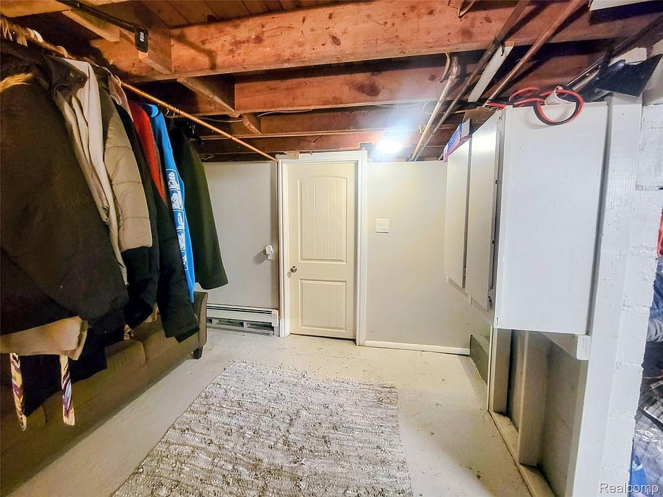 17134 Brady, photo 16