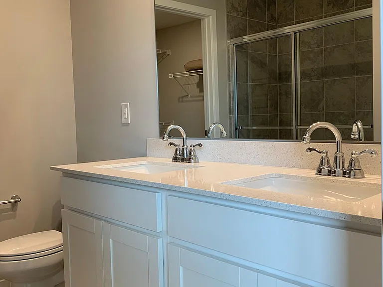 2502 Mounts Run Ln — Photo 11
