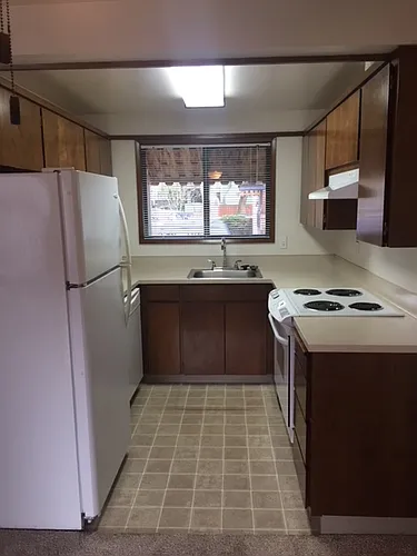 1828-1846 NE Schuyler St #46 Photo 1
