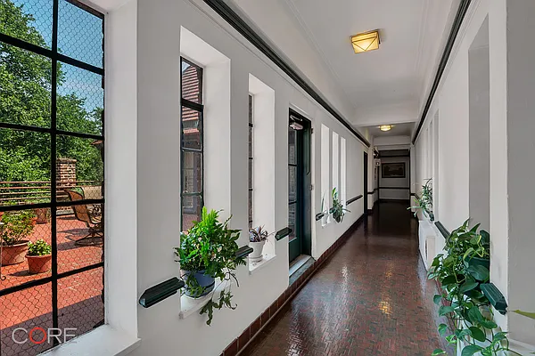 Sold by CORE | media 7