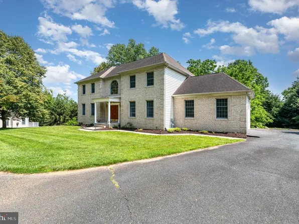 2212 Pot Spring Rd #A, Lutherville Timonium, MD 21093