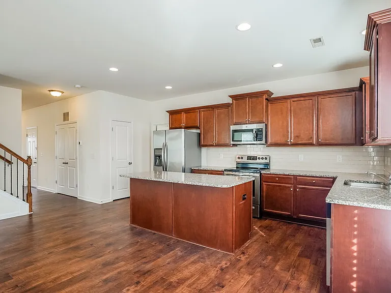 657 Rose Mallow Dr — Photo 9
