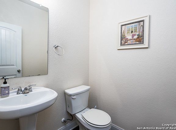 5th image of 7015 Republic Pkwy