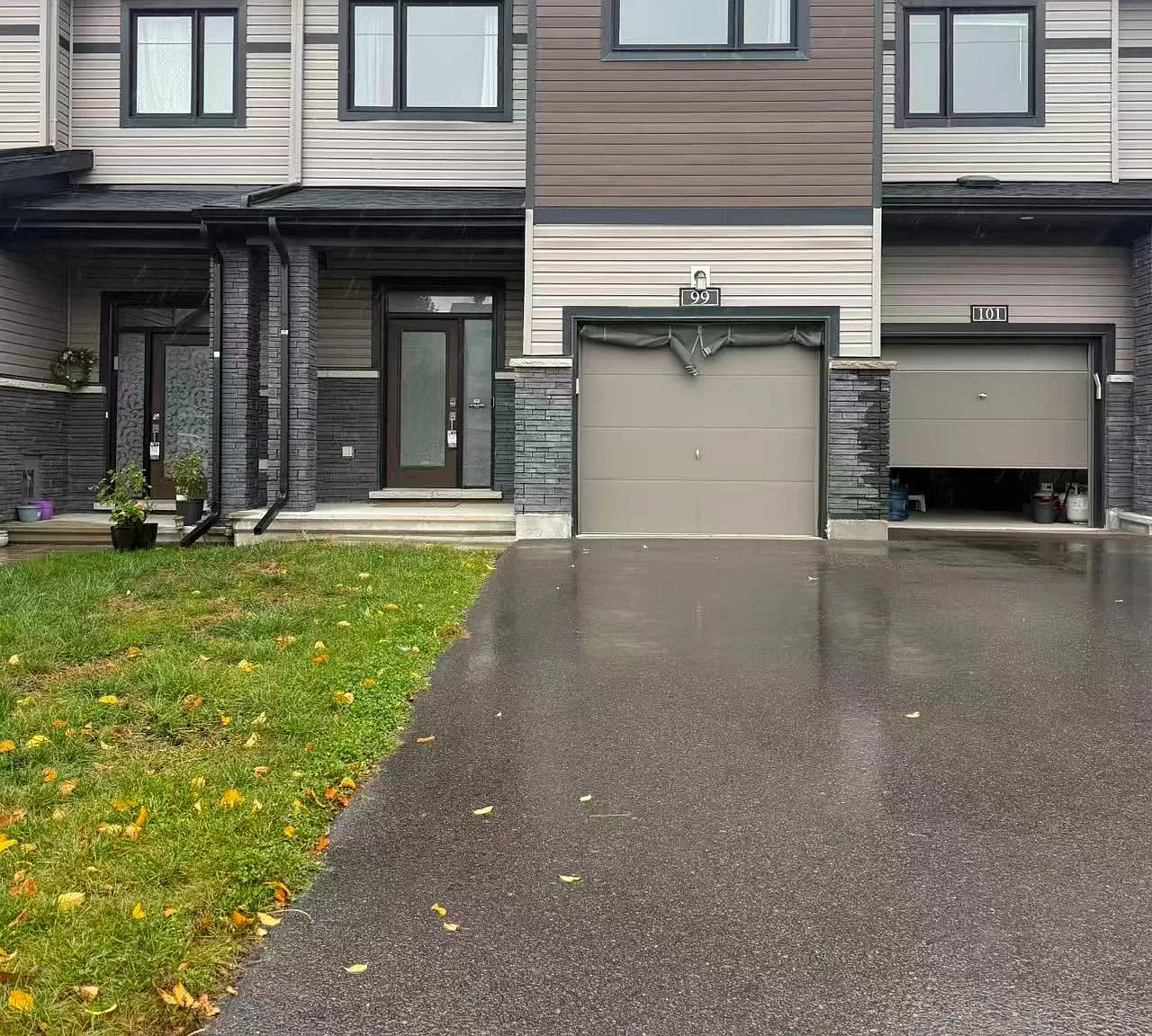 3 bed, $2,700 — Photo 1