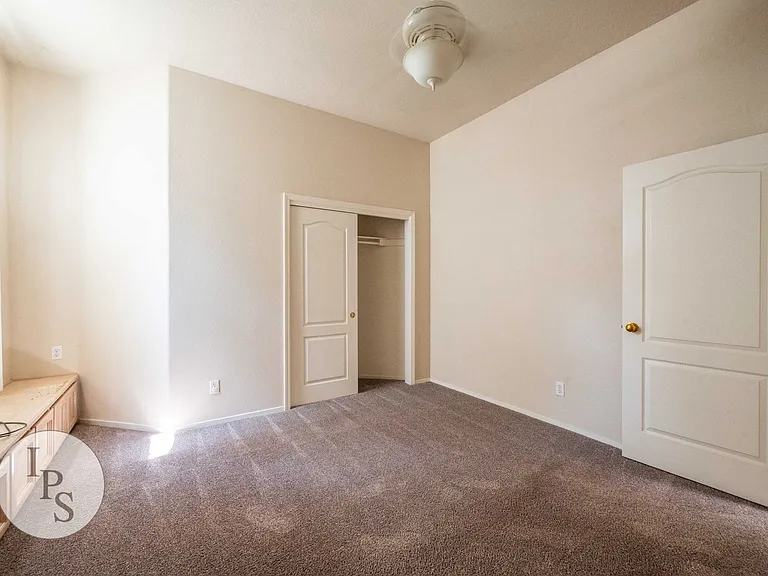 1936 E Quincy Ave — Photo 15