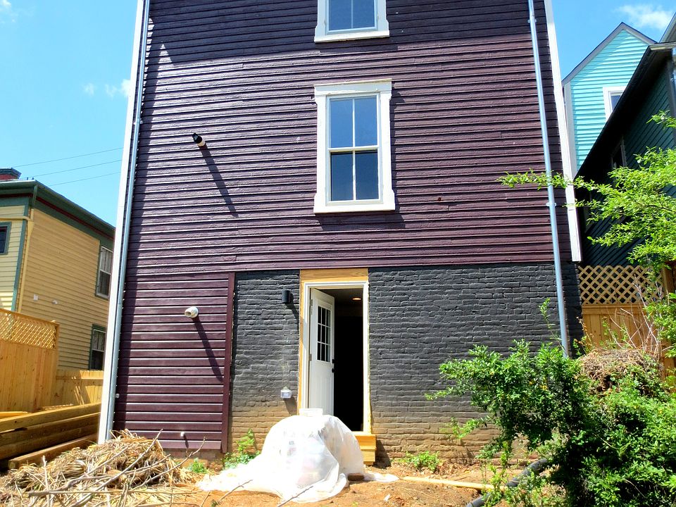 2nd image of 31 S Coalter St