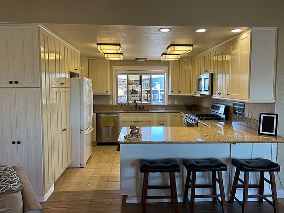4th image of 4098 Sucia Dr