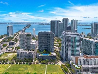 121 NE 34th St #L303, Miami, FL, 33137