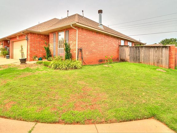 3rd image of 17119 Cedar Dr