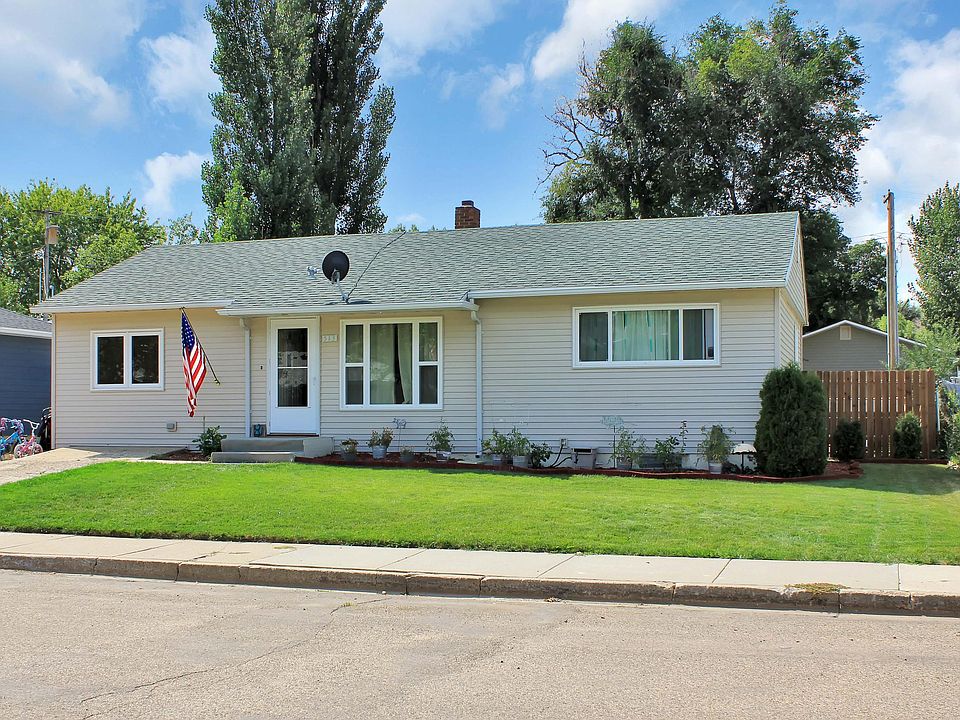 1st image of 513 5th St NE