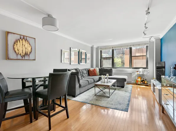 340 East 93rd Street 5A image 1 of 4