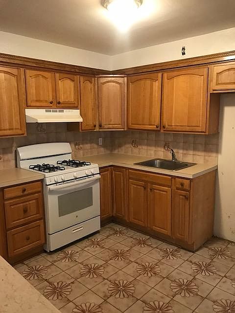 1st image of 2144 84th St #2