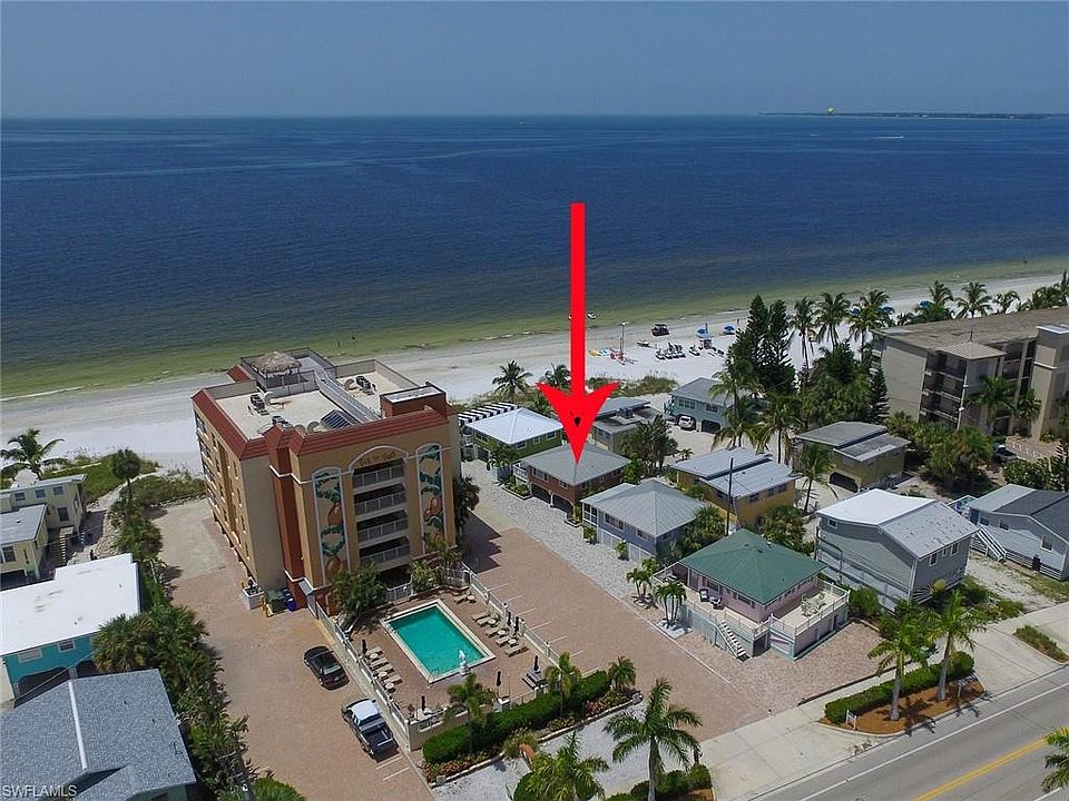 1st image of 724 Estero Blvd