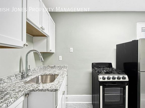 3rd image of 62 Park St APT 3