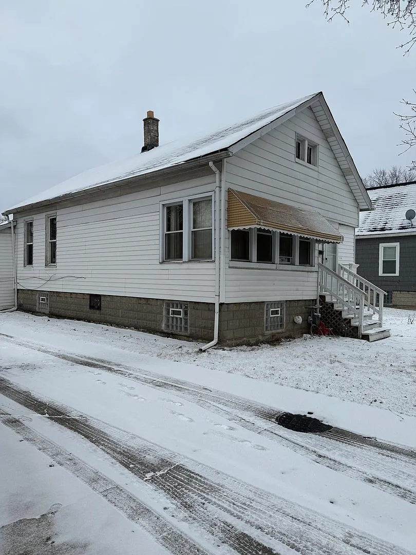 11715 S Wentworth Ave photo 1
