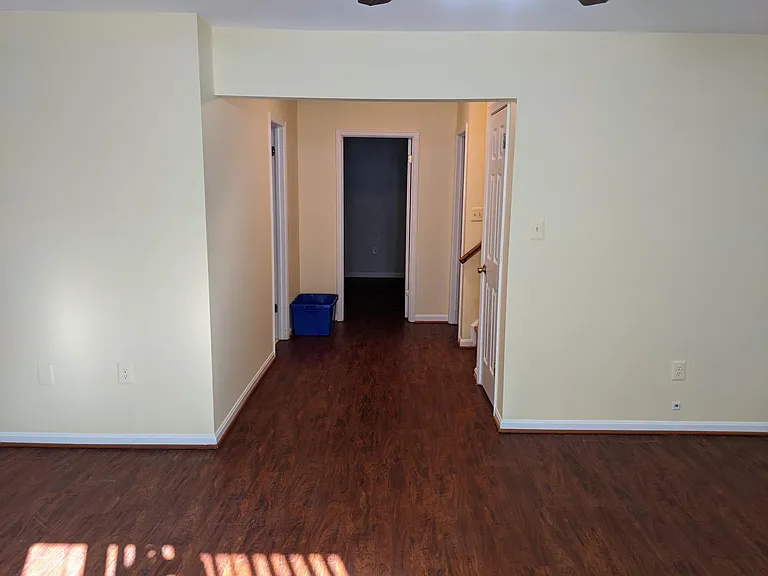 6076 Crown Royal Cir — Photo 21