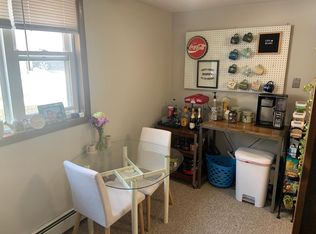 1022 Newton Rd APT 4, Iowa City, IA 52246