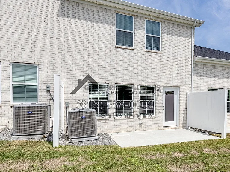 204 Douglas Bend Rd #1402 — Photo 3