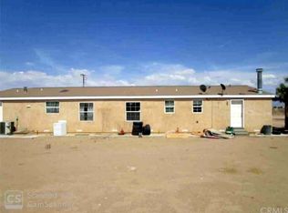 9174 Los Banos Ave, Oak Hills, CA 92344