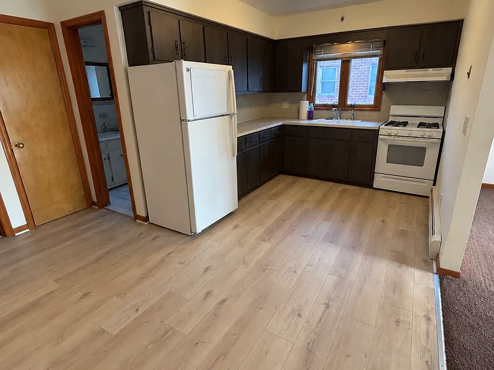 1 Highland Ave #2R