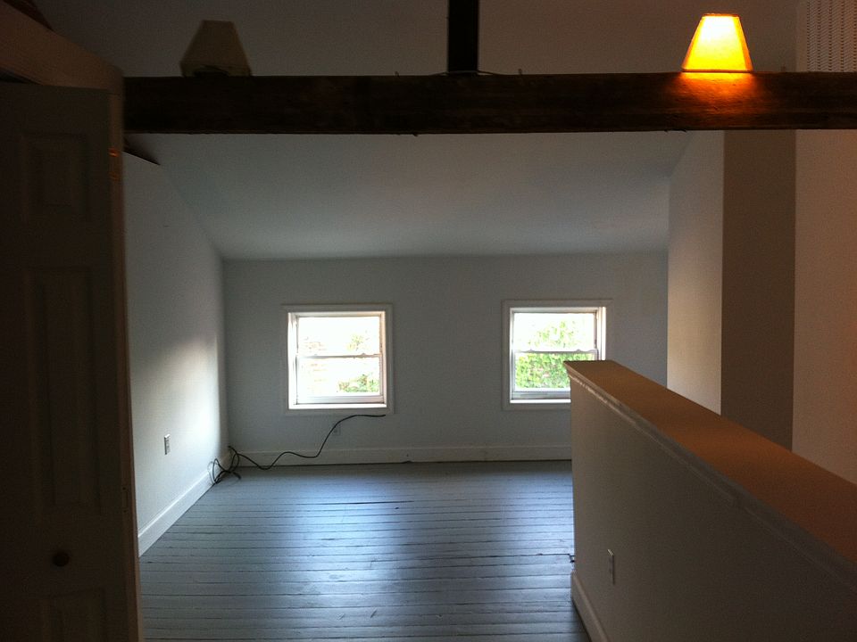 3rd floor bedroom