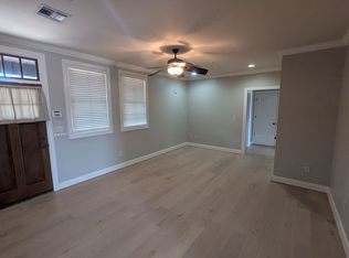 820 Frank Thomas Ave UNIT 210, Tuscaloosa, AL 35401