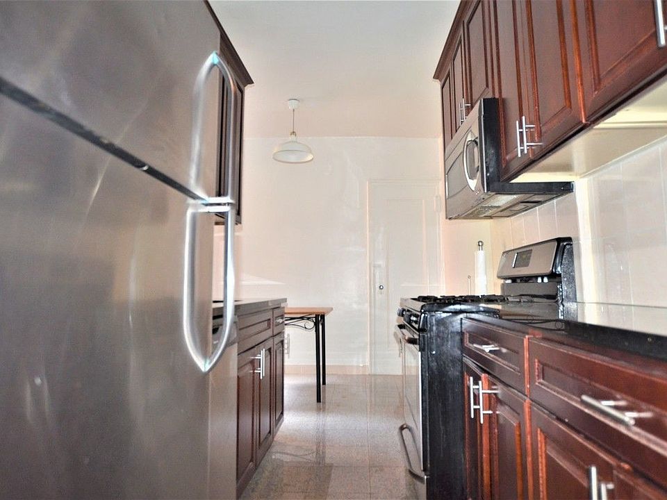 1st image of 99 E 4th St APT 2C