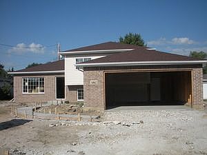 2nd image of 14862 Park Ave