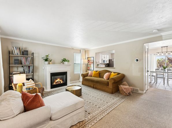 389 E Braidhill Dr, Draper, UT 84020