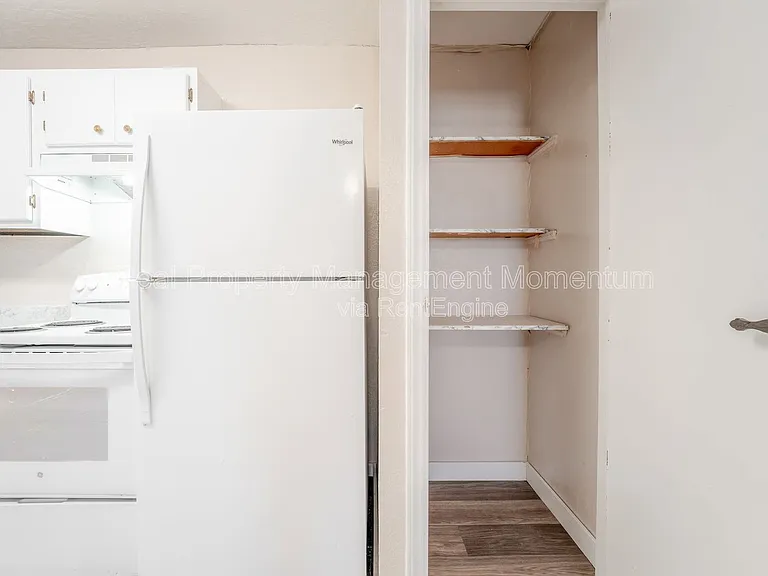 1118 W Fairplay St #A — Photo 9