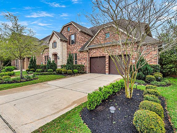 3rd image of 17403 Bland Mills Ln