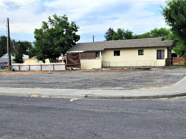 215 N Elder Street, Soap Lake, WA 98851