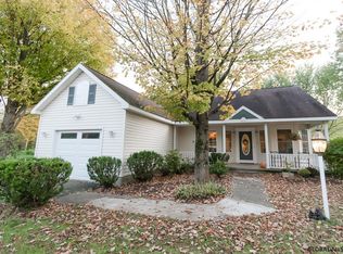 1021 E River Dr, Lake Luzerne, NY 12846