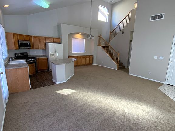 5th image of 7919 Dexter Falls St
