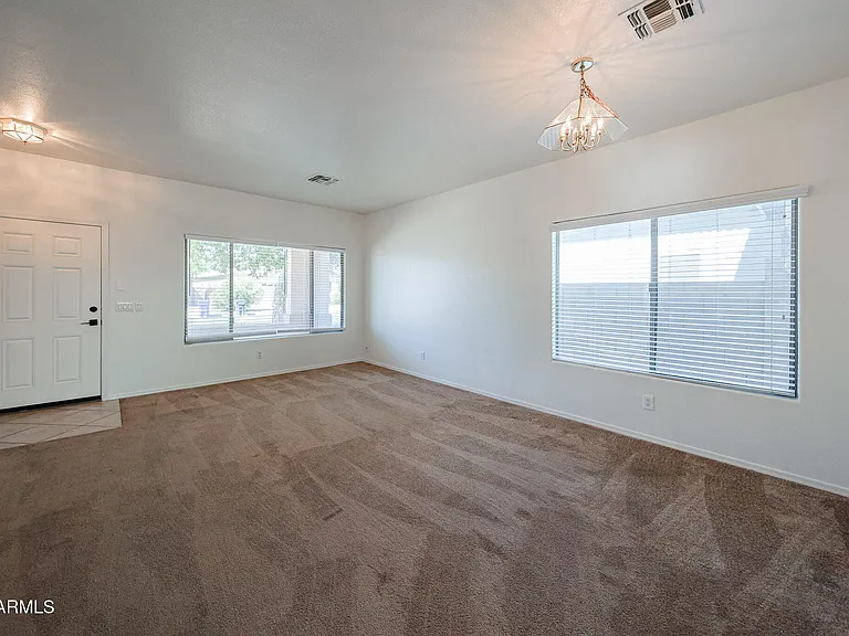 14584 W Watson Ln — Photo 7