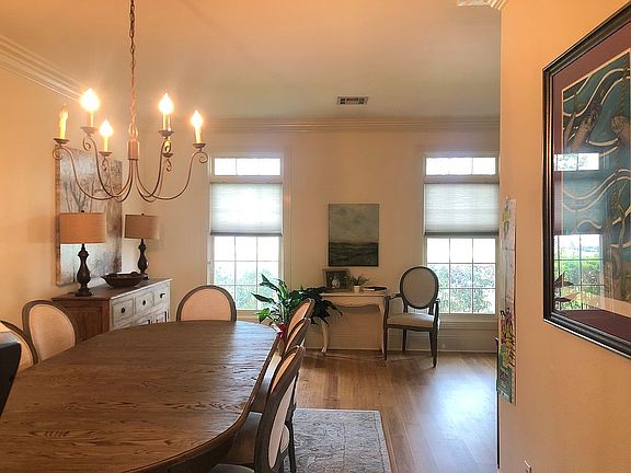 Entry from breakfast area