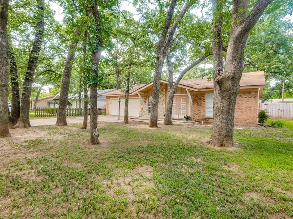 3003 Mark Dr, Arlington, TX 76013