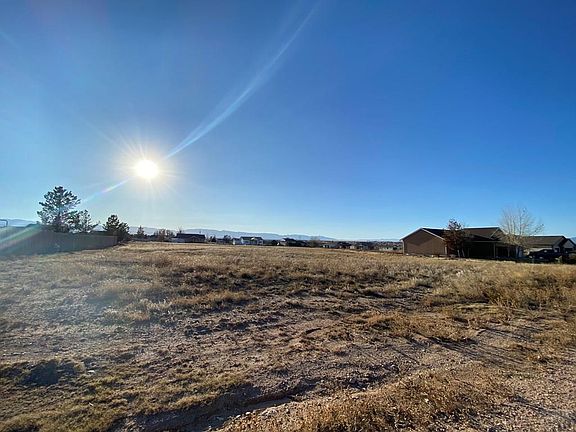 3rd image of 907 S Monterosa Dr